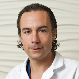 doc-Angelos-Konstas-300x300.jpg